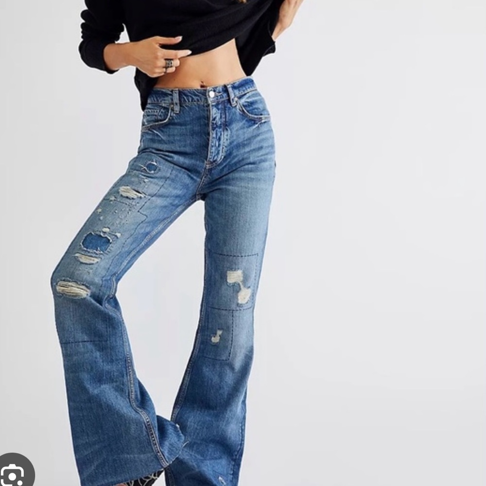 Free People Graceland Relaxed Flare Jeans Size 27